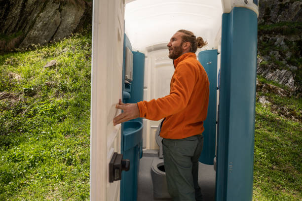 Best Porta potty delivery and setup  in Emmon, AK